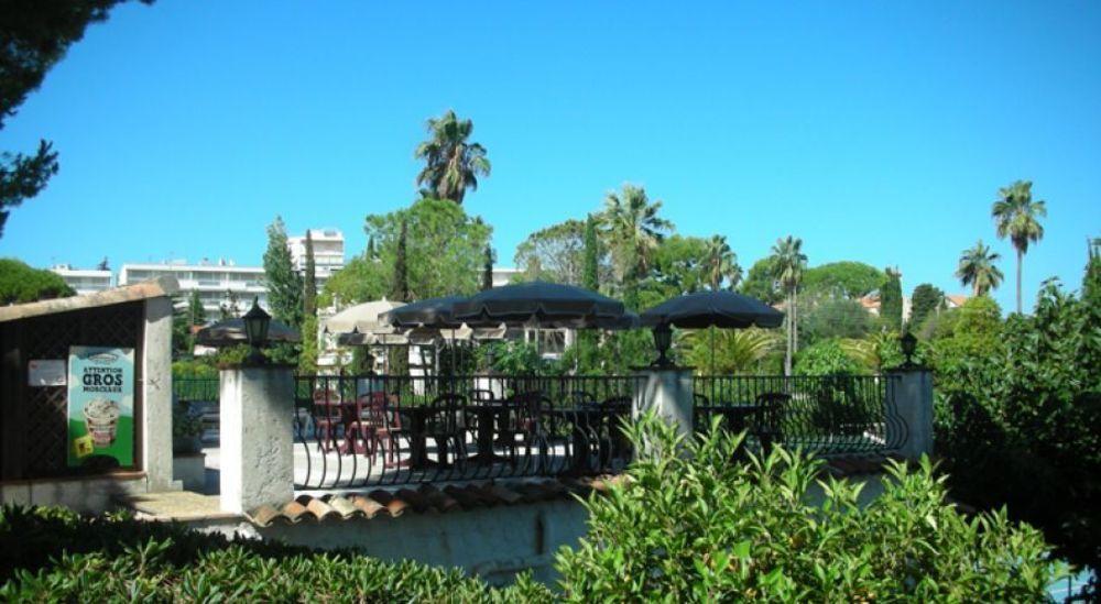 Castel Garoupe Hotel อองทีบส์ ภายนอก รูปภาพ